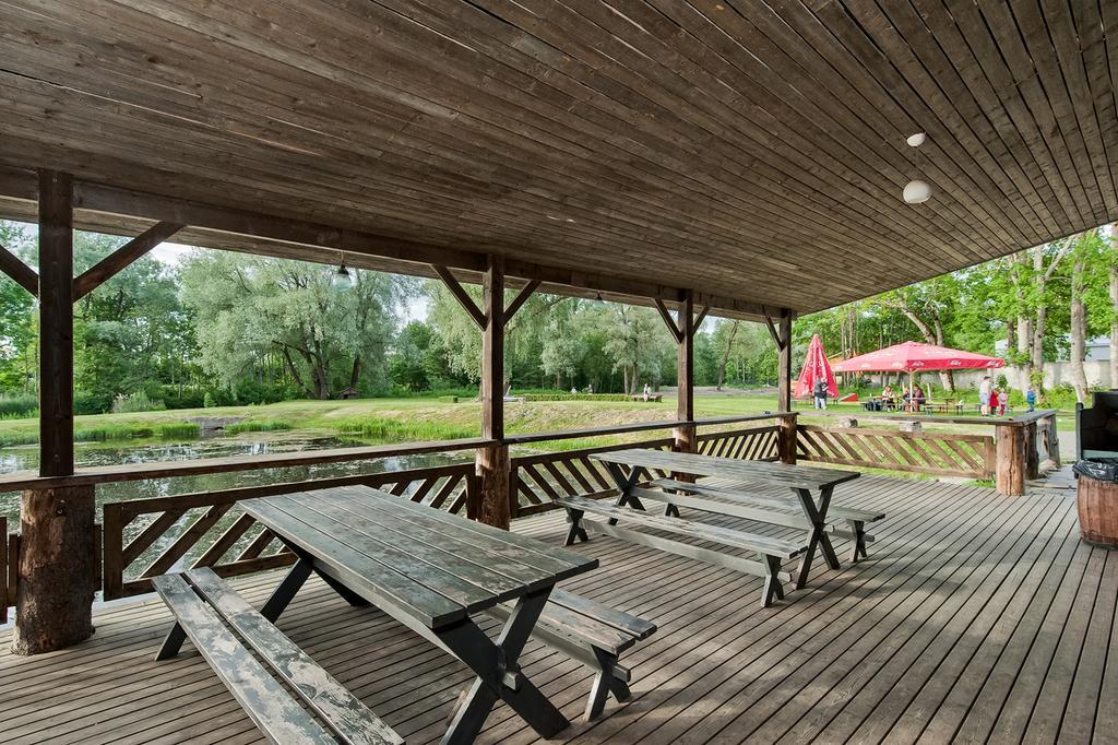 Veskisilla Hotel Türi Екстериор снимка