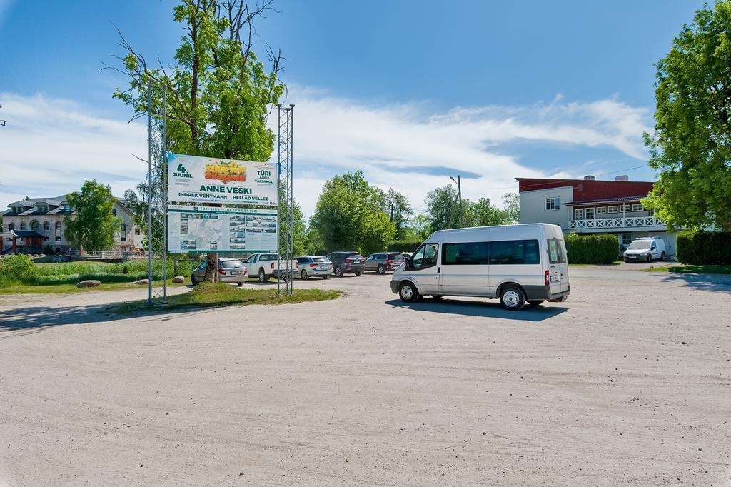 Veskisilla Hotel Türi Екстериор снимка
