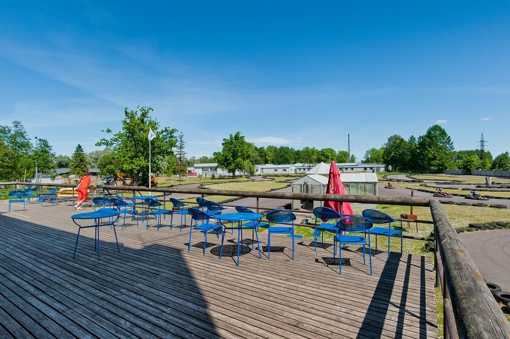 Veskisilla Hotel Türi Екстериор снимка