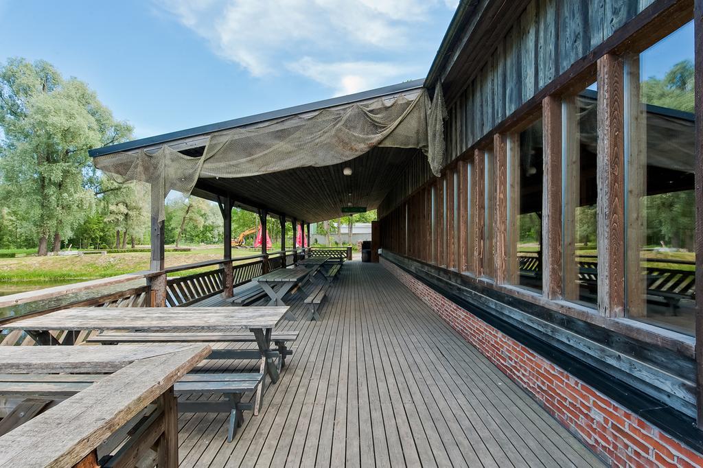Veskisilla Hotel Türi Екстериор снимка